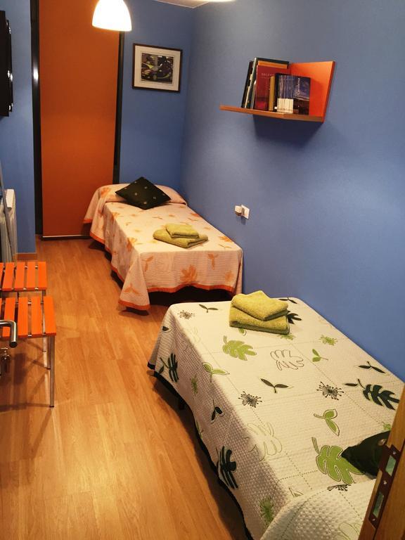 Apartamentos Mequedo Alcaniz Quarto foto