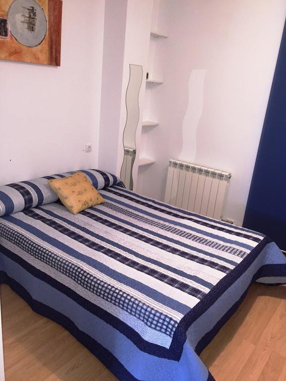 Apartamentos Mequedo Alcaniz Quarto foto